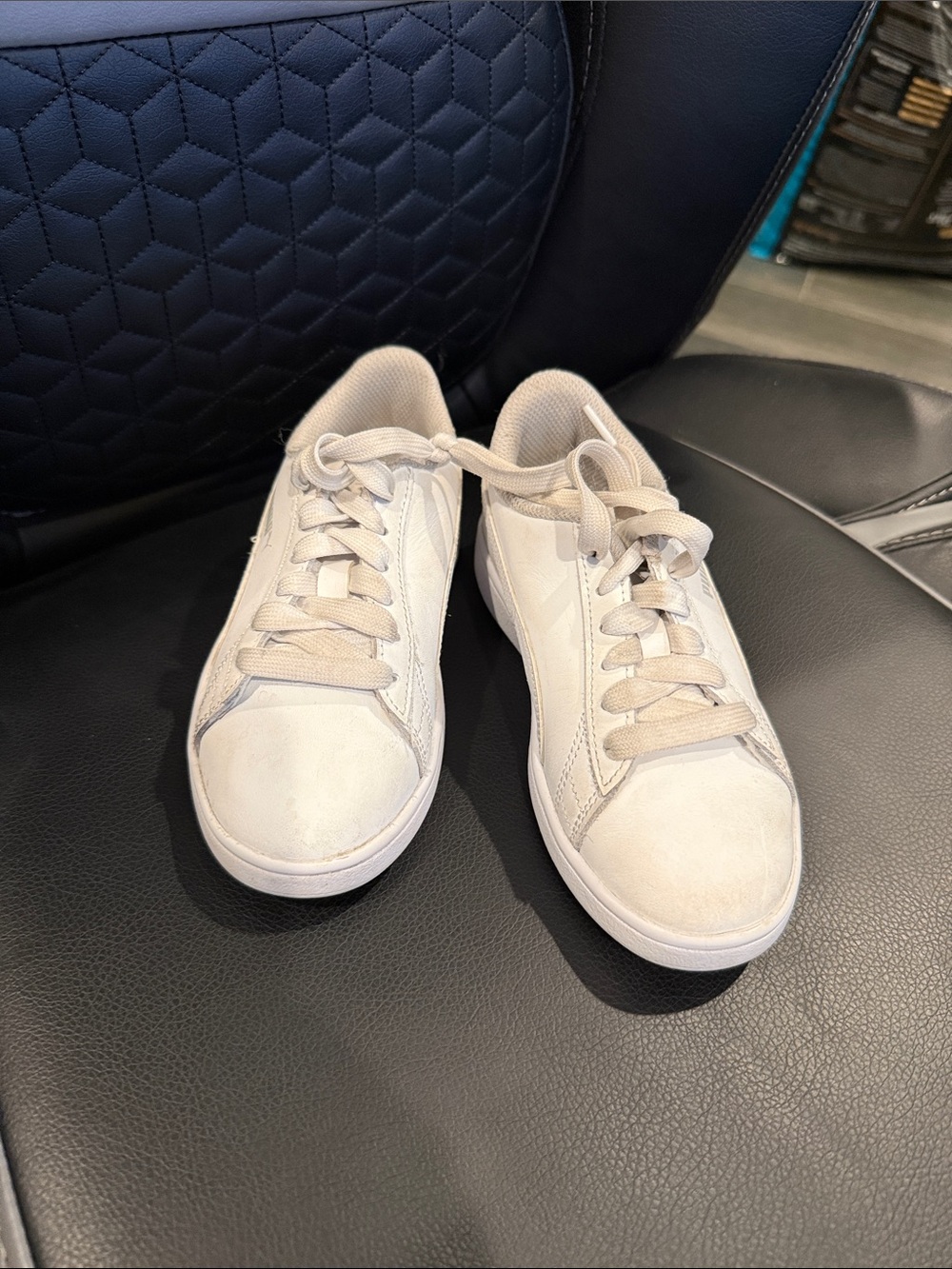 Puma Kids Low-Top Sneakers in Light Beige